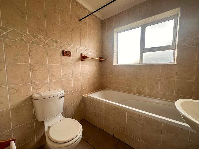 2 Bedroom Property for Sale in Protea Heights Western Cape